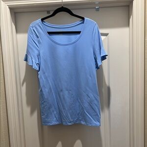 Lilly Pulitzer Sorella  Women's Top play condition with one small pull.